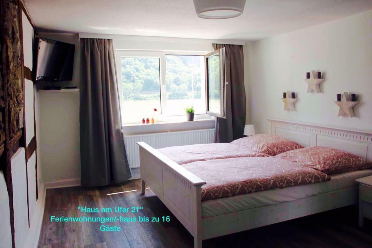 Haus Am Ufer Mit Rheinpanoramablick Apartment Koblenz  Bagian luar foto